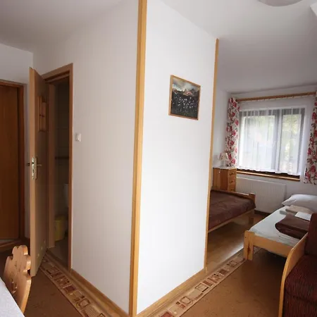 Domek U Gasienicow 2- Pokoje Goscinne * Zakopane
